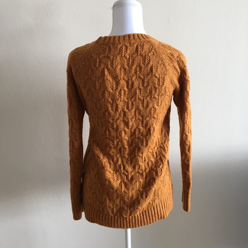 NWOT Zara Autumn Sweater ๐ - Picture 4 of 4